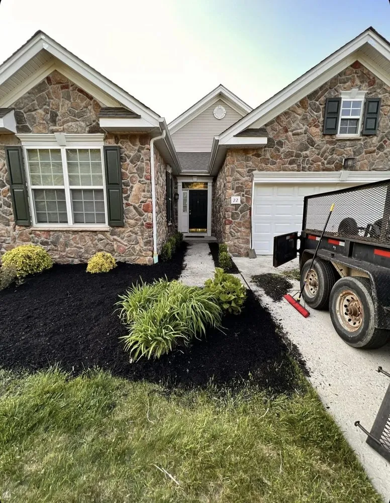 Top-rated yard cleanup service in Salem, NJ by Stewarts Landscaping