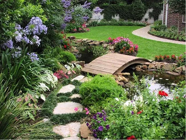 Reliable garden landscaping in Annapolis, MD by Stewarts Lawn & Landscape