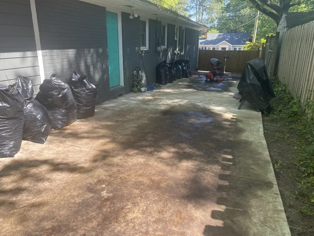 Custom lawn care service for homes in Rogers, AR by Stewart’s Lawn Care