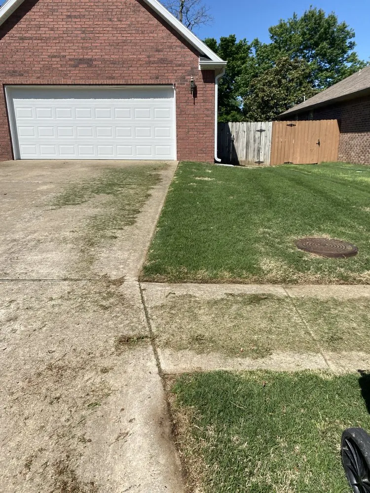 Reliable garden landscaping near you in Rogers, AR by Stewart’s Lawn Care