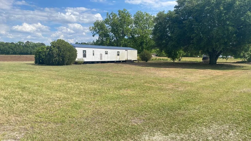 Professional yard maintenance experts serving Rogers, AR - Stewart’s Lawn Care