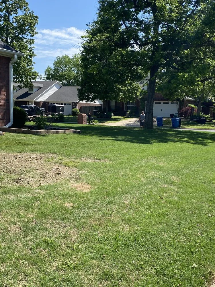 Top-rated lawn mowing service in Rogers, AR by Stewart’s Lawn Care