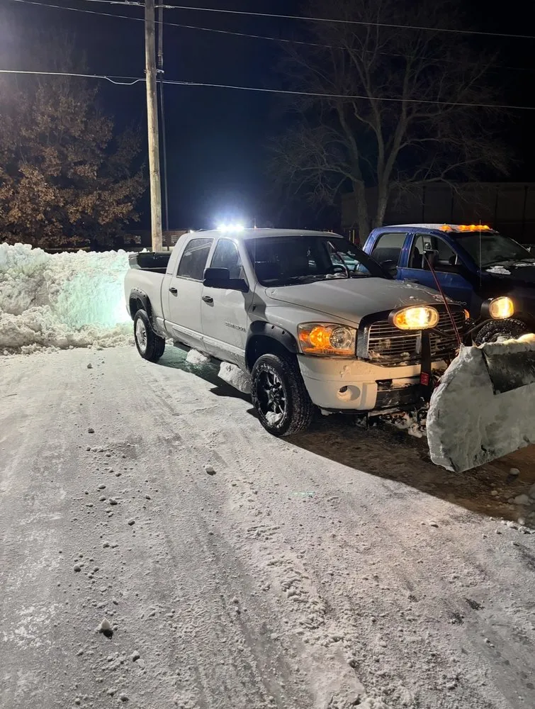 Professional outdoor landscaping in Oak Grove, MO by Stewart's Seasonal Services