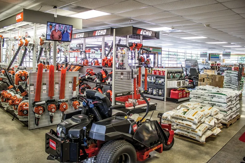 Top-rated lawn mowing service in Charlotte, NC by STI Turf Care Equipment