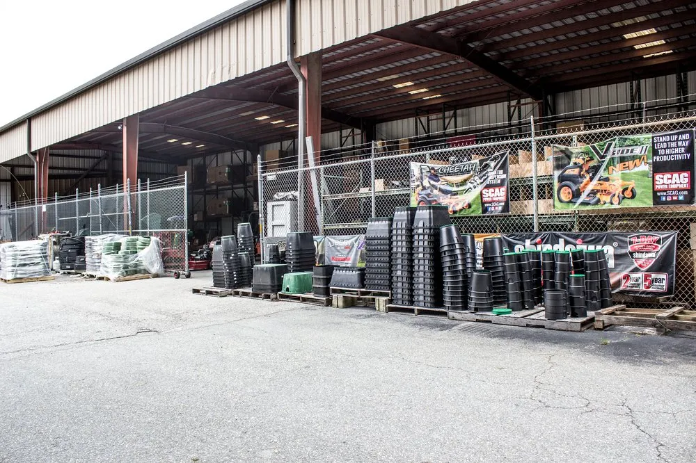 Expert lawn care service in Yorktown, VA - STI Turf Care Equipment