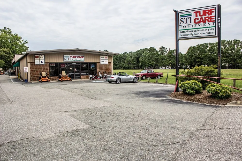 Expert landscaping services in Yorktown, VA - STI Turf Care Equipment