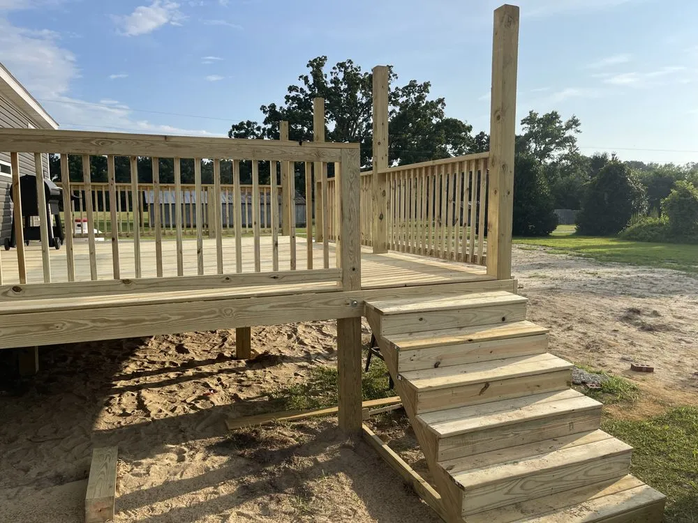 Custom outdoor landscaping in Trenton, NC - Sticking To Your Roots