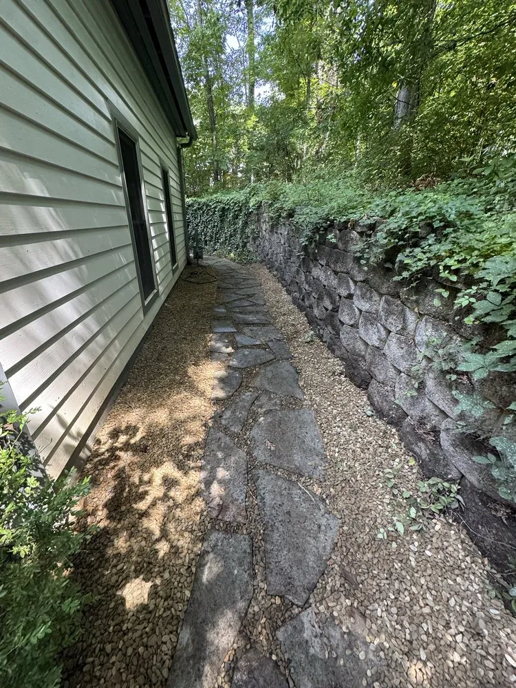 Expert outdoor landscaping in Knoxville, TN by Stiles Hauling