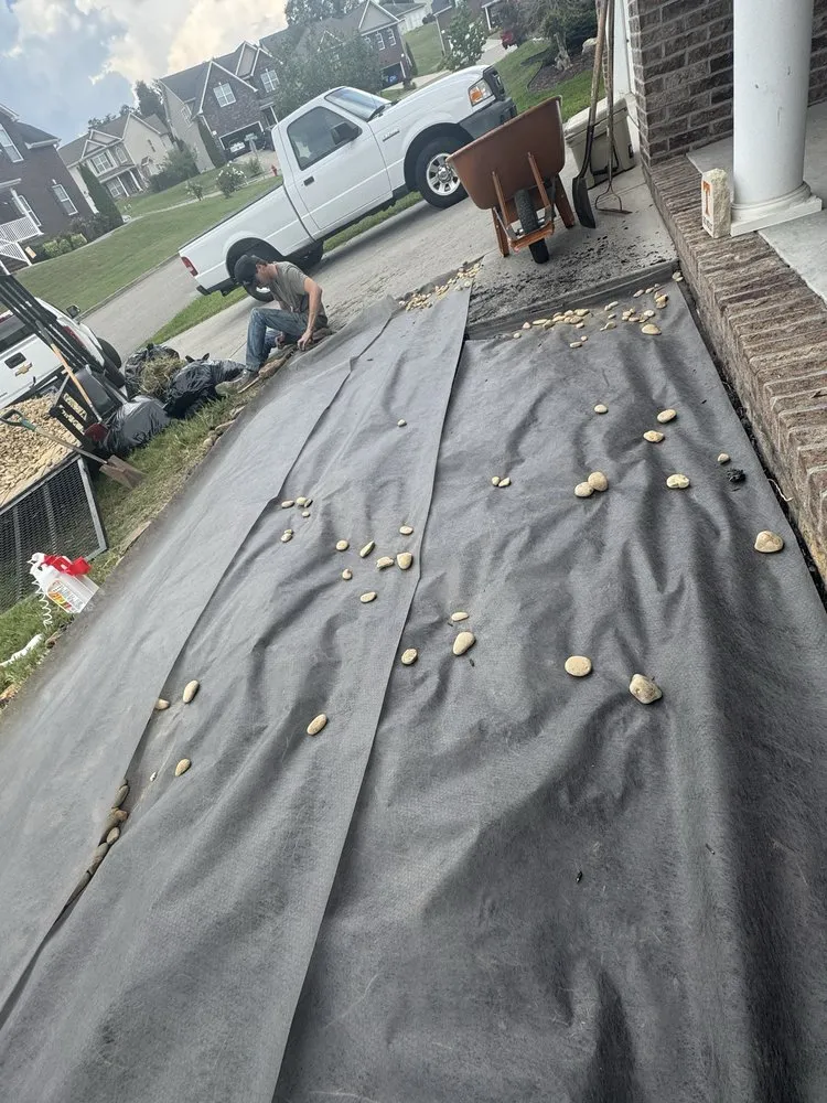 Local yard cleanup service for homes across Knoxville, TN - Stiles Hauling