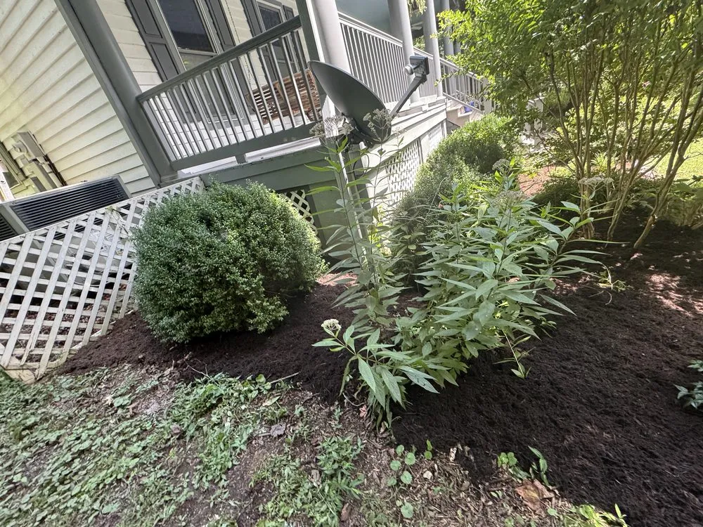 Reliable outdoor landscaping in Knoxville, TN - Stiles Hauling