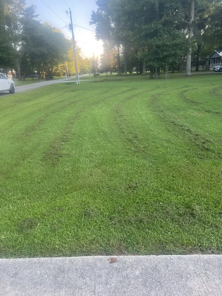 Top-rated lawn mowing service in Huntsville, AL - Stiles Lawn Care