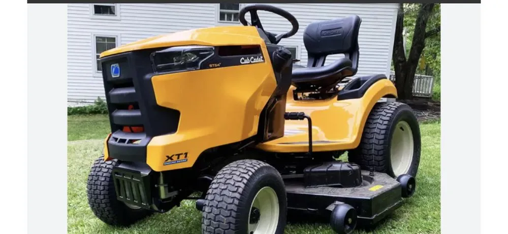 Reliable yard cleanup service near you across Satsuma, AL - Stinson Lawn C