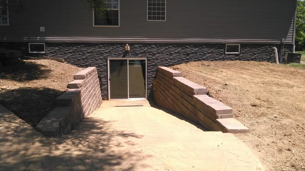 Top-rated lawn care service in Mansfield, OH by Stitt's Landscaping