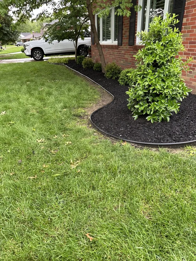 Top-rated landscape design in Berkeley, MO - Stl Gold Lawncare & Landscape