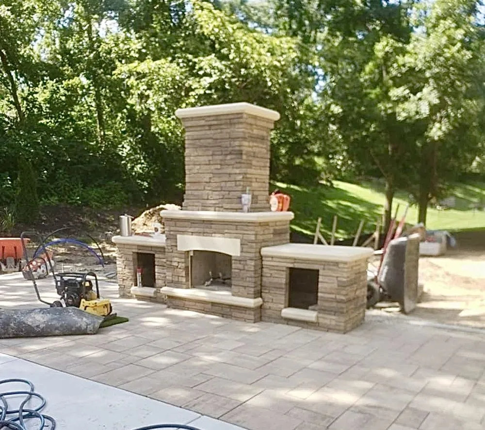 Professional lawn care service in Scotsdale, MO by Stl Sod Install & Hardscapes