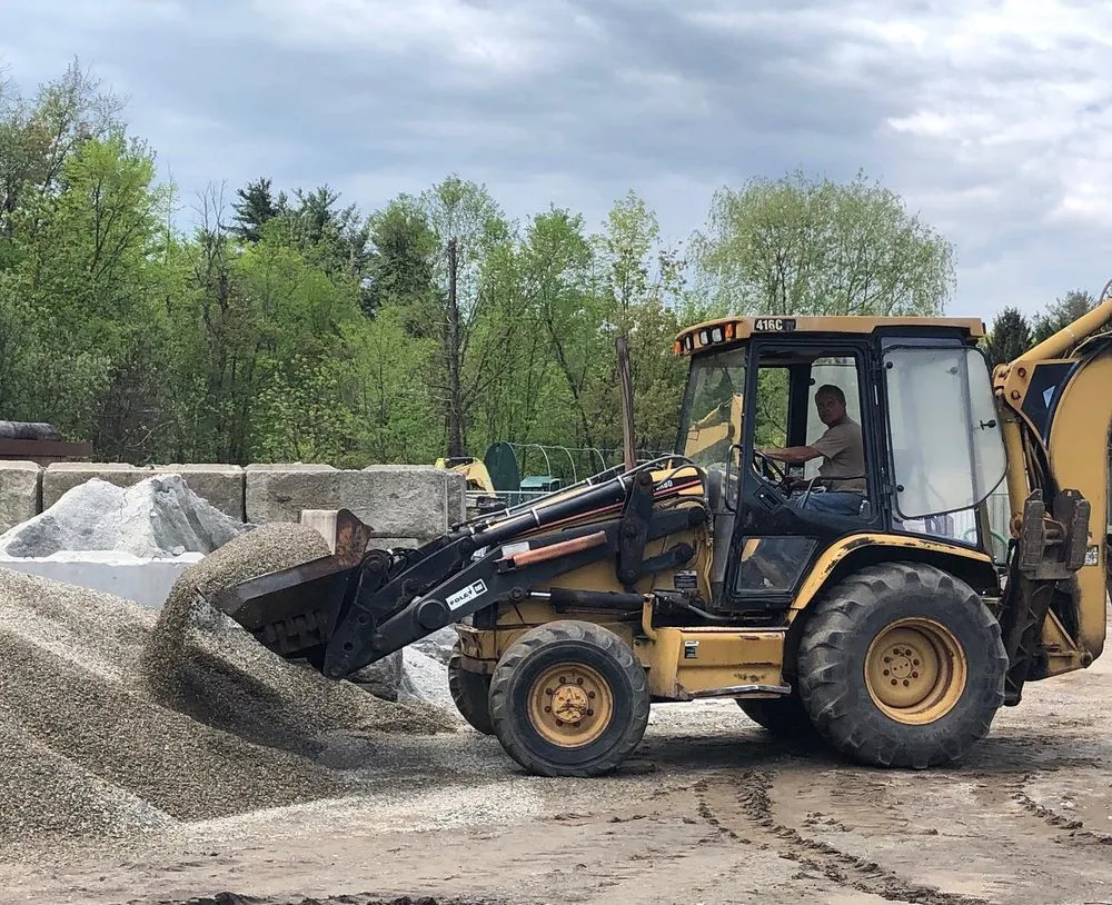 Local outdoor landscaping in Hewitt, NJ - Stock Yard Supply Company