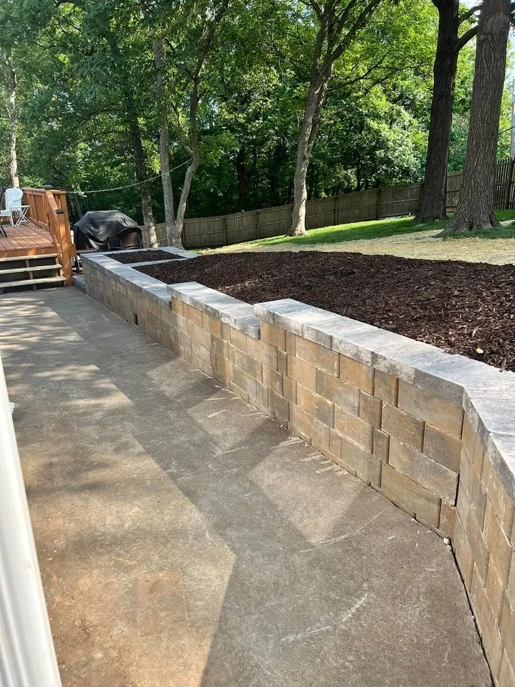 Affordable residential landscaping experts serving Lee's Summit, MO - Stockdale Outdoors