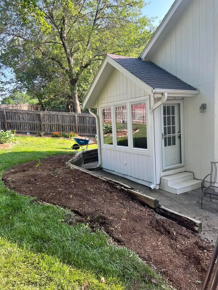 Trusted yard cleanup service for year-round maintenance across Lee's Summit, MO - Stockdale Outdoors