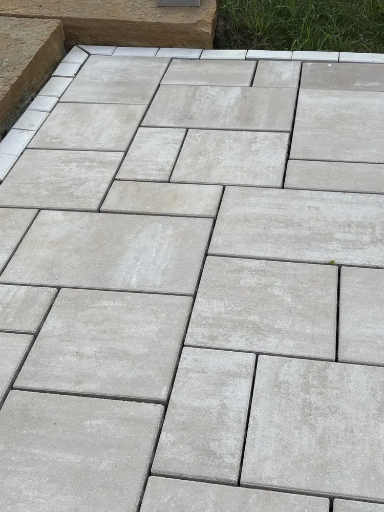 Trusted lawn mowing service in Pittsburgh, PA by Stockman Lawnscape