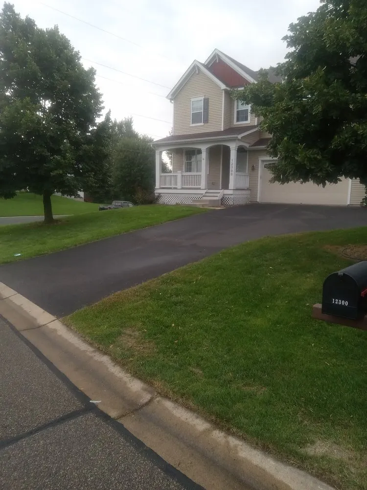 Local yard cleanup service in Blaine, MN - Stoeckel Services