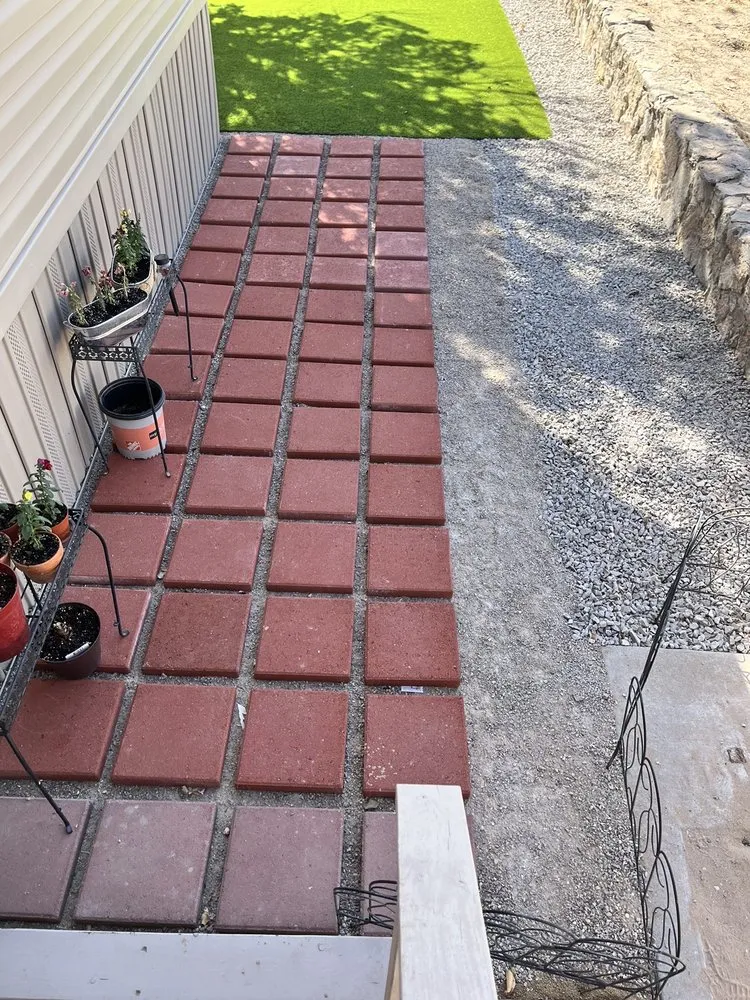 Professional garden landscaping experts serving Socorro, TX - Stone & Steel