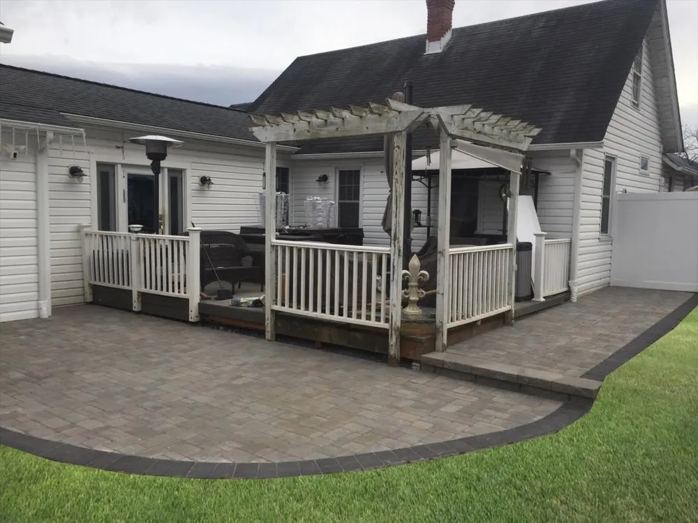 Local landscape design in Bridgewater, VA - Stone & Wood Hardscapes