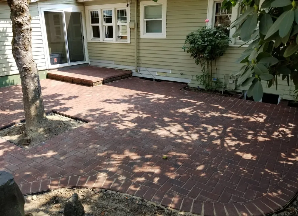 Affordable lawn care service in Corvallis, OR by Stone and Cobble