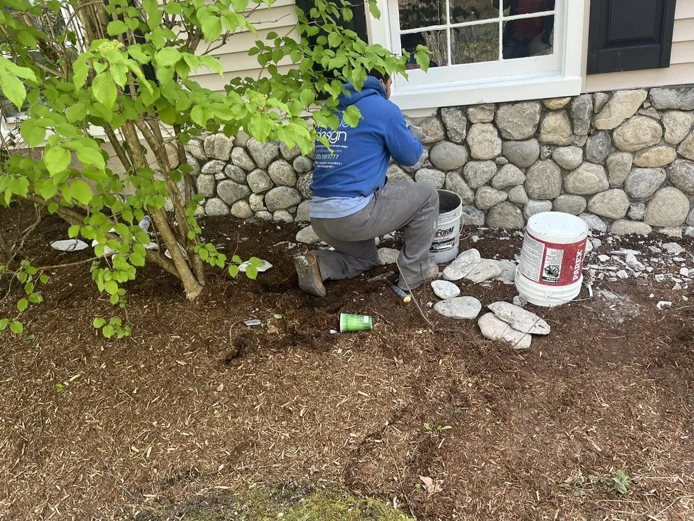 Top-rated lawn care service for beautiful yards in Darien, CT by Stone Bridge