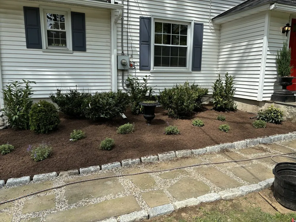 Custom lawn care service in Darien, CT - Stone Bridge