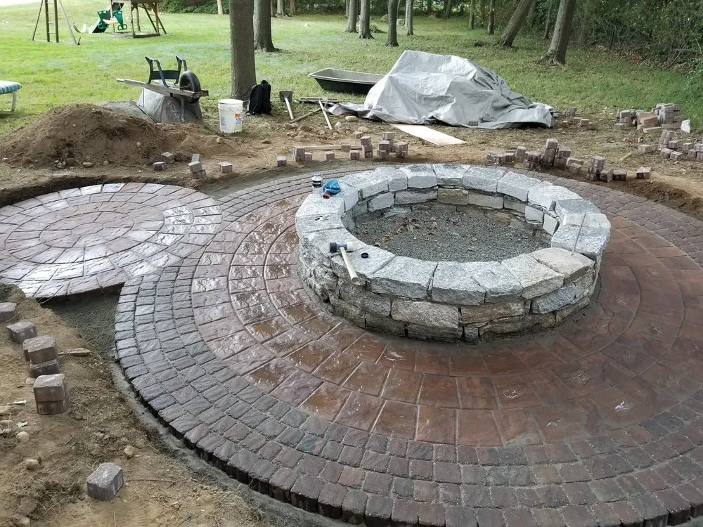 Custom yard cleanup service in Norwalk, CT by Stone By Ric