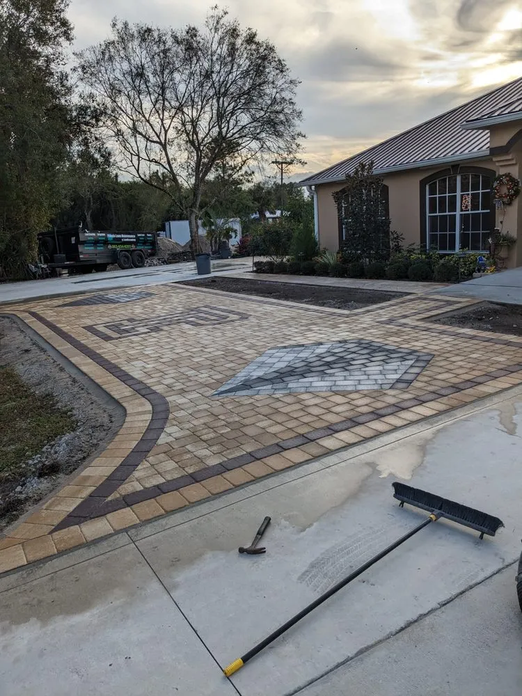 Custom residential landscaping in Okeechobee, FL by Stone Craft