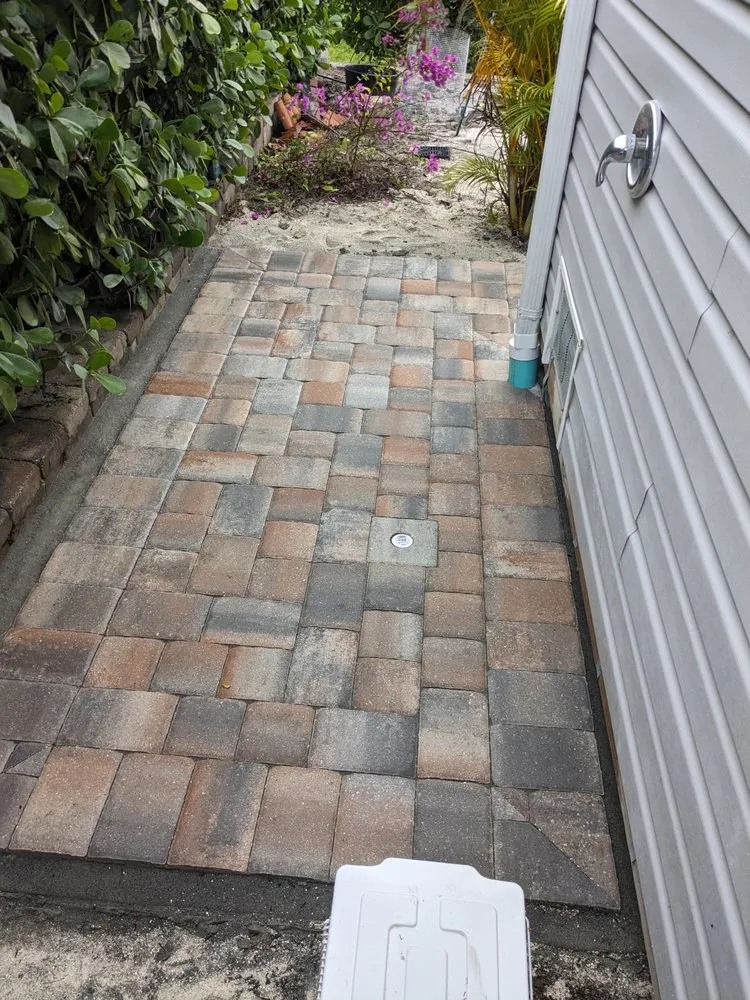 Custom yard cleanup service experts serving Okeechobee, FL - Stone Craft