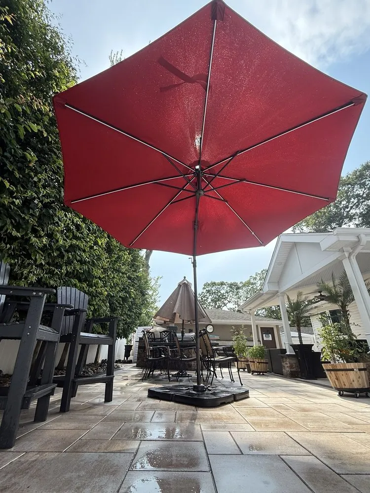 Custom garden landscaping in Deer Park, NY by Stone Creations of Long Island Pavers & Masonry