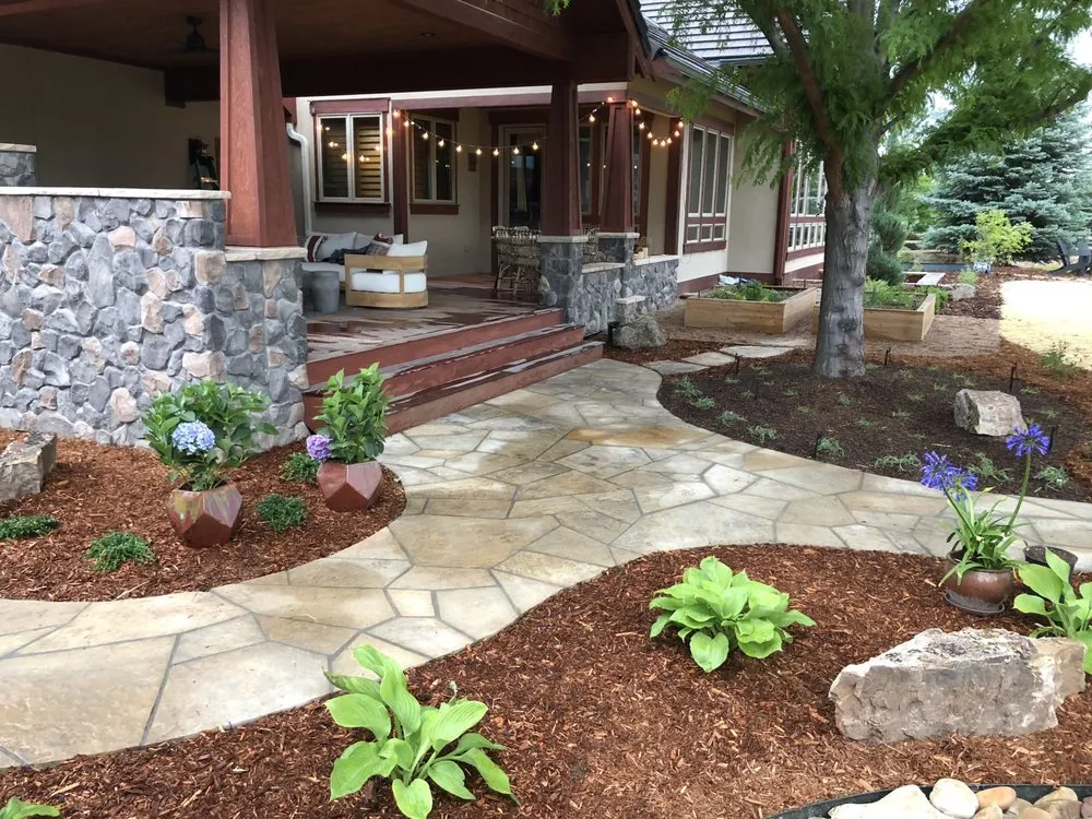 Custom outdoor landscaping experts serving Mendham, NJ - Stone Creek Landscape Construction
