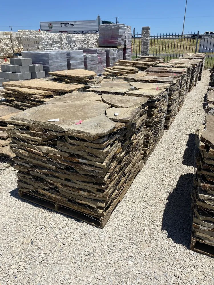 Trusted yard cleanup service for residential properties in Hutchins, TX by Stone Depot of Texas