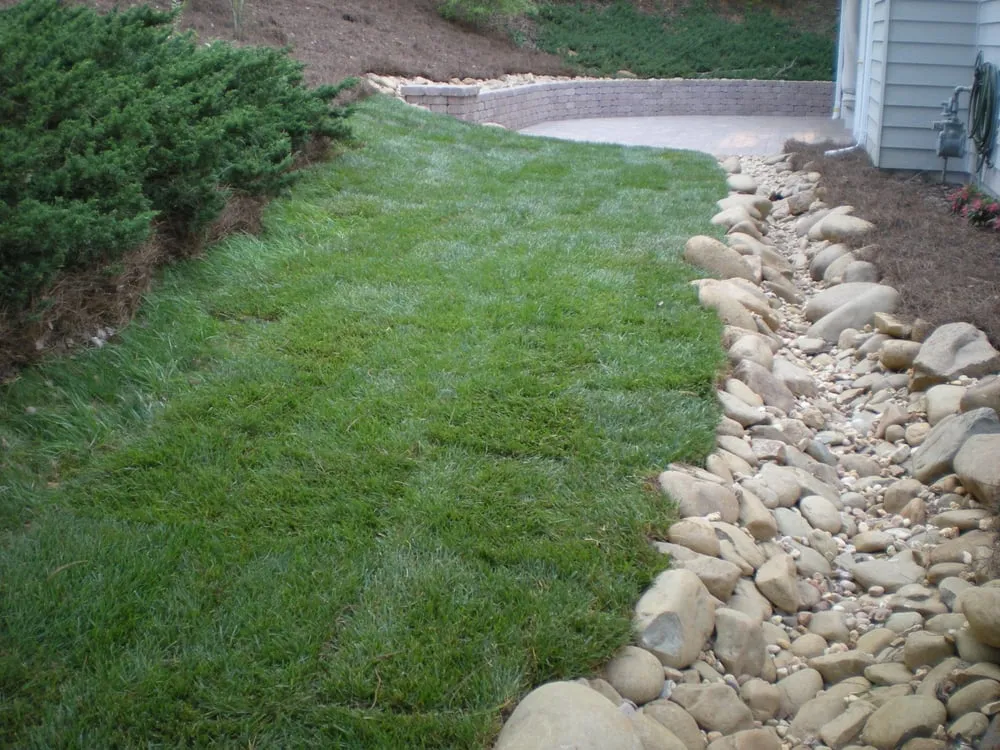 Reliable yard maintenance in Dallas, GA - Stone Edge Landscapes