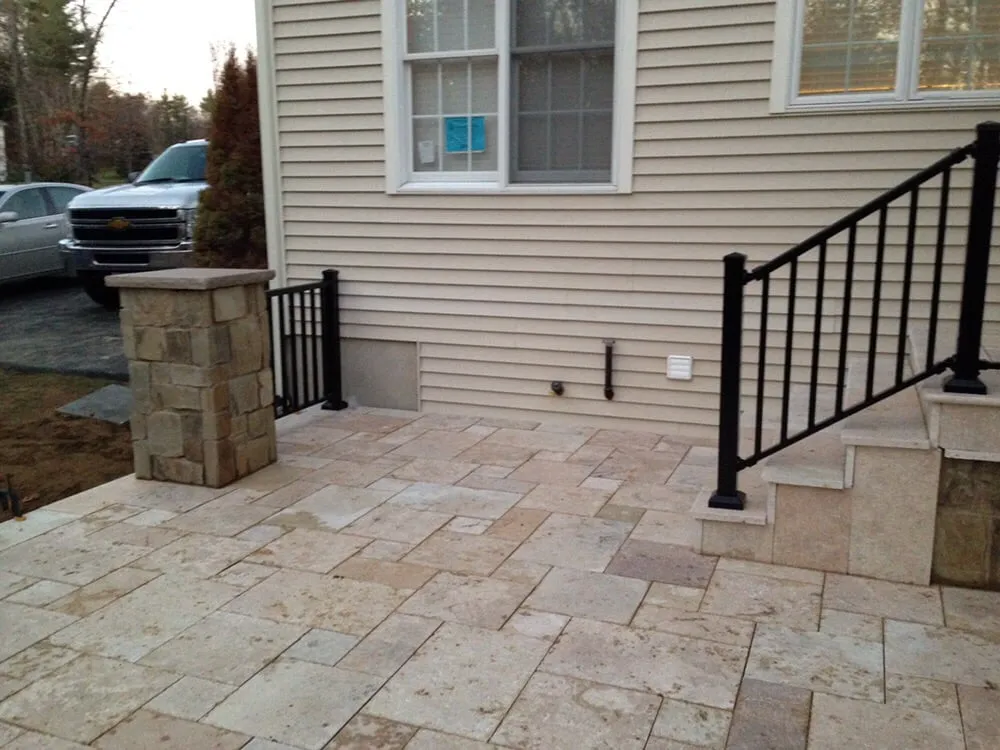 Top-rated landscape design in Kingston, NH by Stone Elements