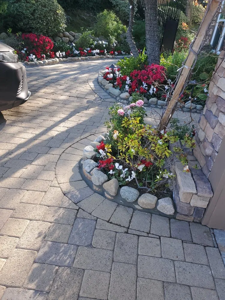 Custom landscape installation in Kagel Canyon, CA by Stone Horse Concrete