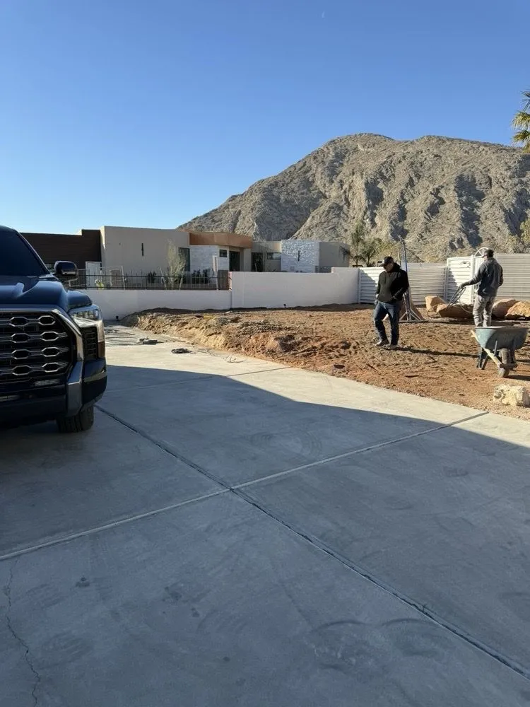 Professional lawn mowing service experts serving Las Vegas, NV - Stone Landscape