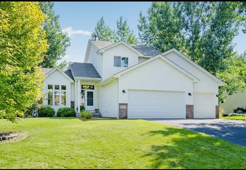 Local residential landscaping for beautiful yards in Rogers, MN by Stone Lawn Care