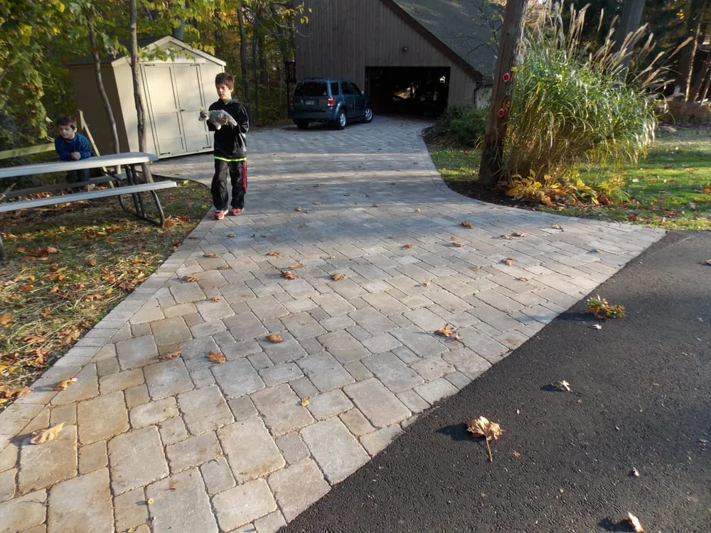 Professional garden landscaping for year-round maintenance in Garrettsville, OH by Stone Ledge Designs