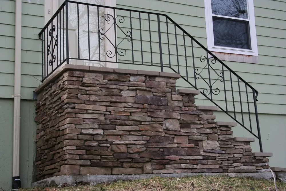 Top-rated lawn care service for beautiful yards across Newton, NH - Stone Ridge Outdoor Experiences