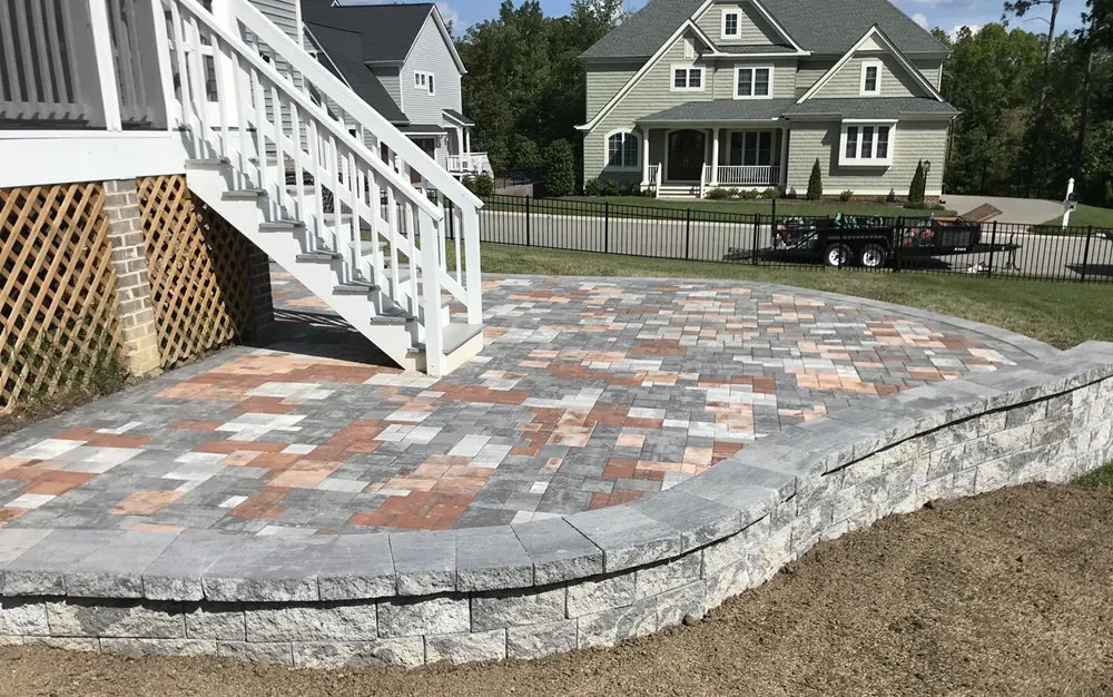 Reliable lawn care service experts serving Richmond, VA - Stone River Landscapes