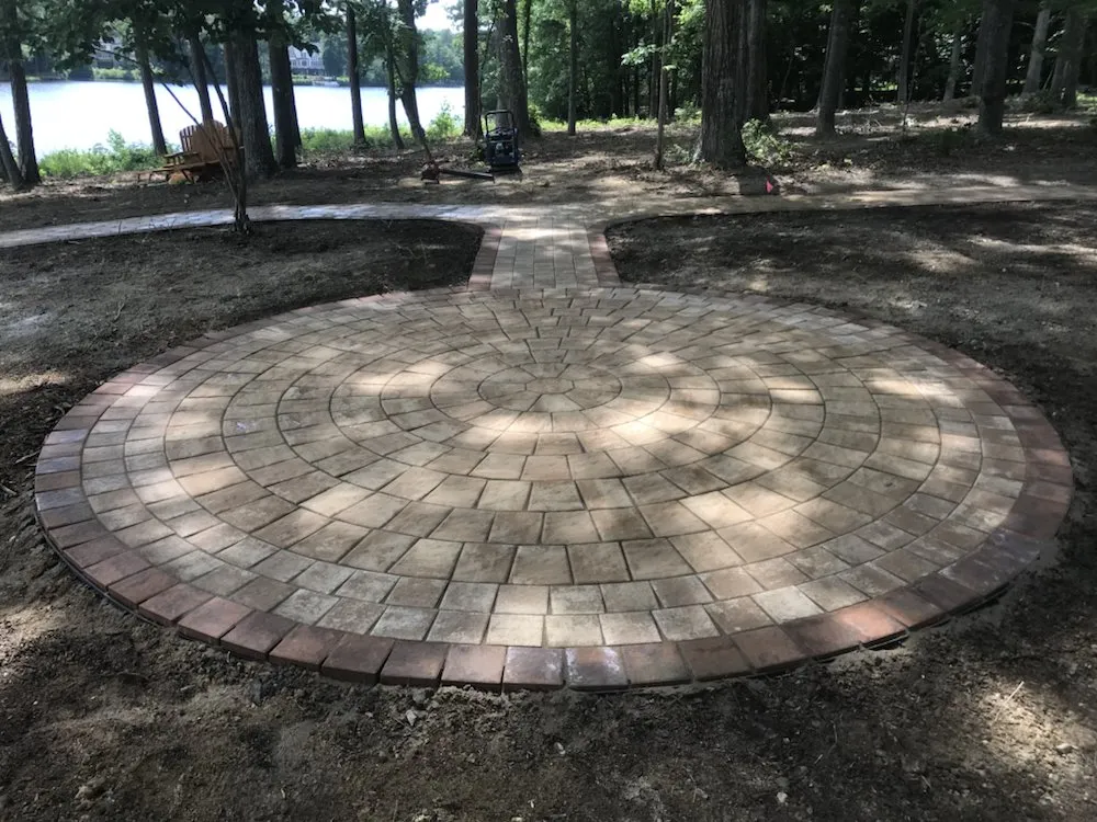 Top-rated lawn mowing service in Richmond, VA by Stone River Landscapes