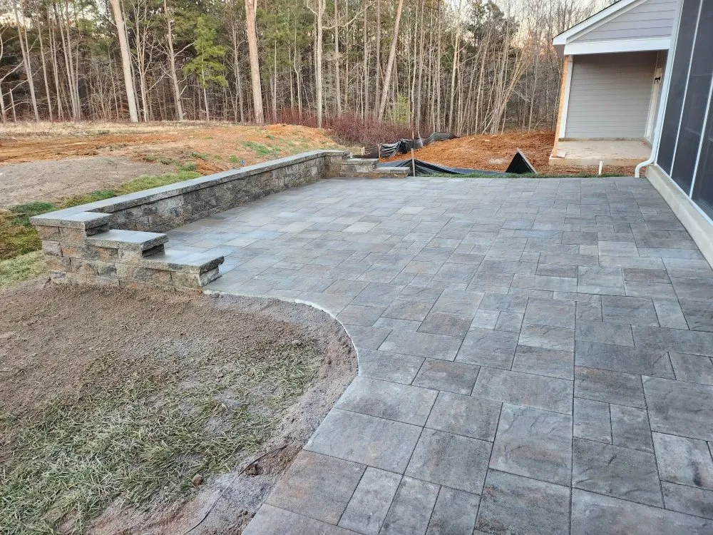 Professional yard cleanup service experts serving Richmond, VA - Stone River Landscapes