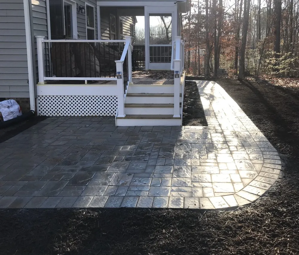 Affordable lawn care service in Richmond, VA - Stone River Landscapes