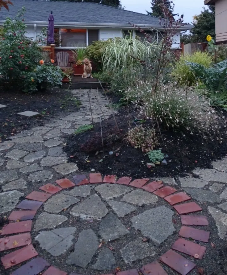 Custom garden landscaping with custom design in Seattle, WA by Stone Soup Gardens