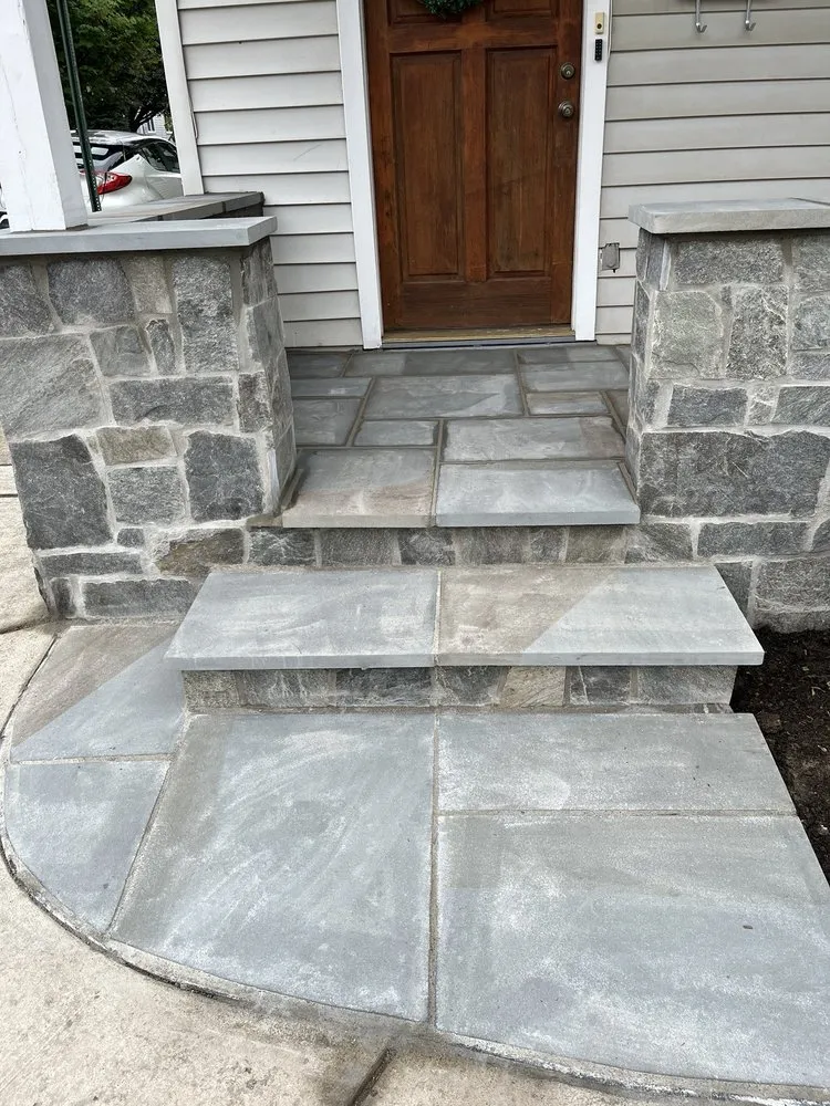 Affordable landscape design for homes in Alexandria, VA by Stoneman Construction & Landscaping