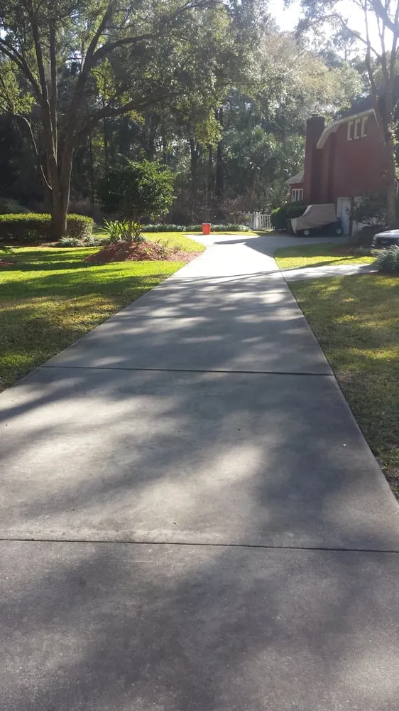 Custom landscaping services in Lake City, FL - Stoneridge Management
