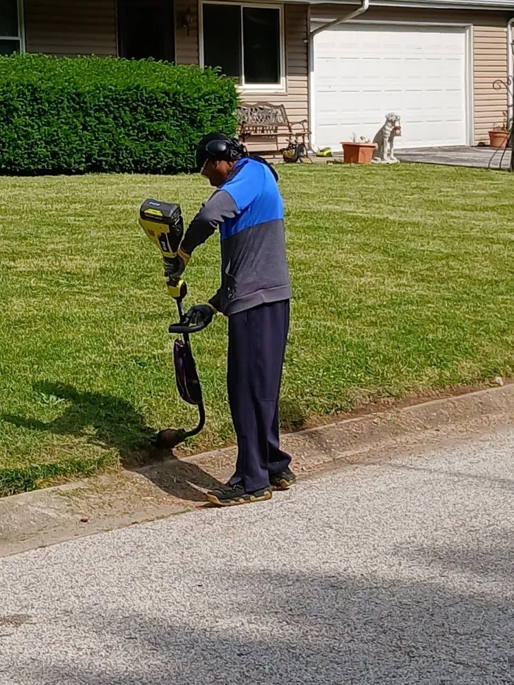 Affordable landscape design experts serving Ofallon, IL - Stone's Interior Painting and Flooring